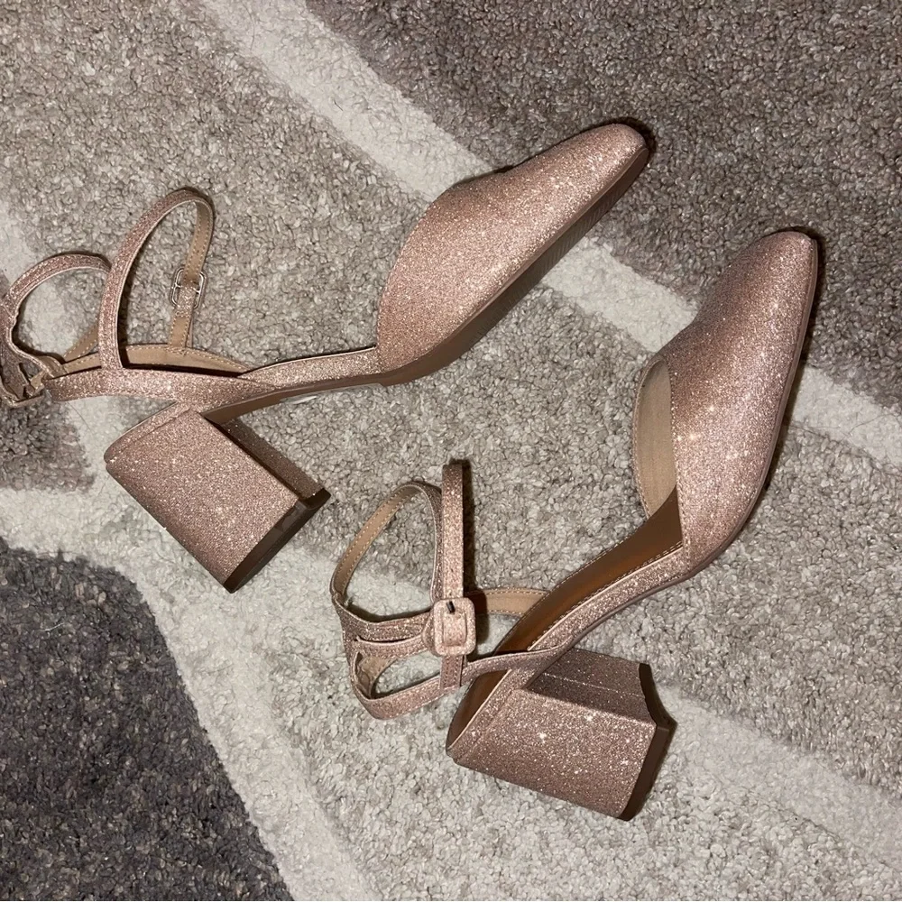 ASOS Glitter Heels - Picture 4 of 4